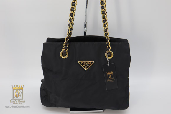 Prada bag 2025 king power